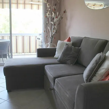 Apartment In Saint-raphael, With Pool Access And Furnished Terrace - 5 Km