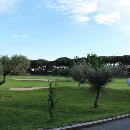 In Saint-raphael, With Pool Access And Furnished Terrace - 5 Km Apartment Saint-Raphael (Var)